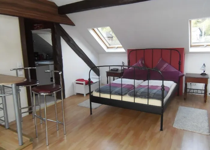 Dach-studio-runkel Schadecker Strasse 6 * Runkel